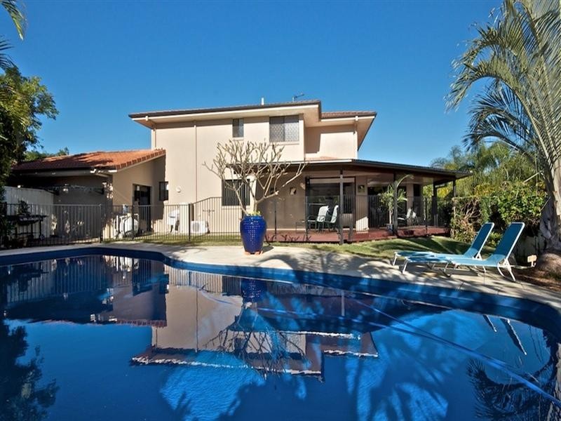 12 O’Brien Court, Arundel QLD 4214