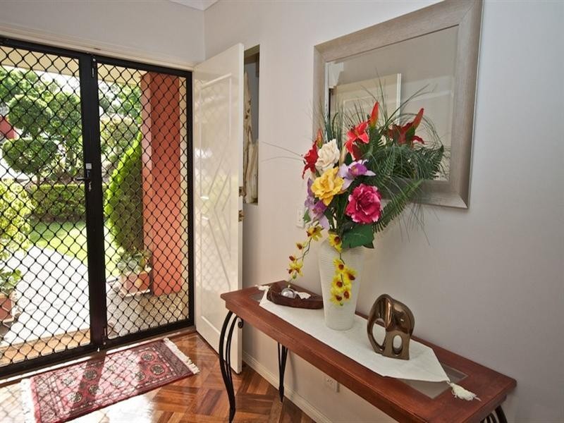 12 O’Brien Court, Arundel QLD 4214