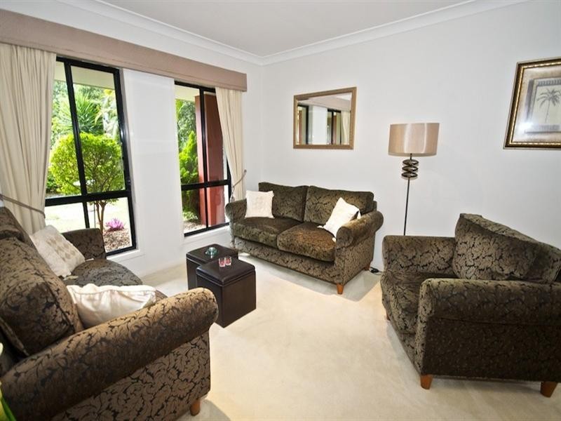 12 O’Brien Court, Arundel QLD 4214