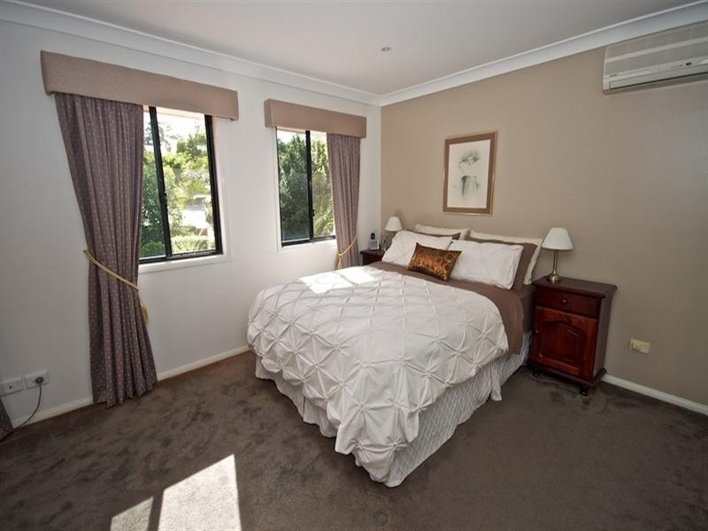 12 O’Brien Court, Arundel QLD 4214