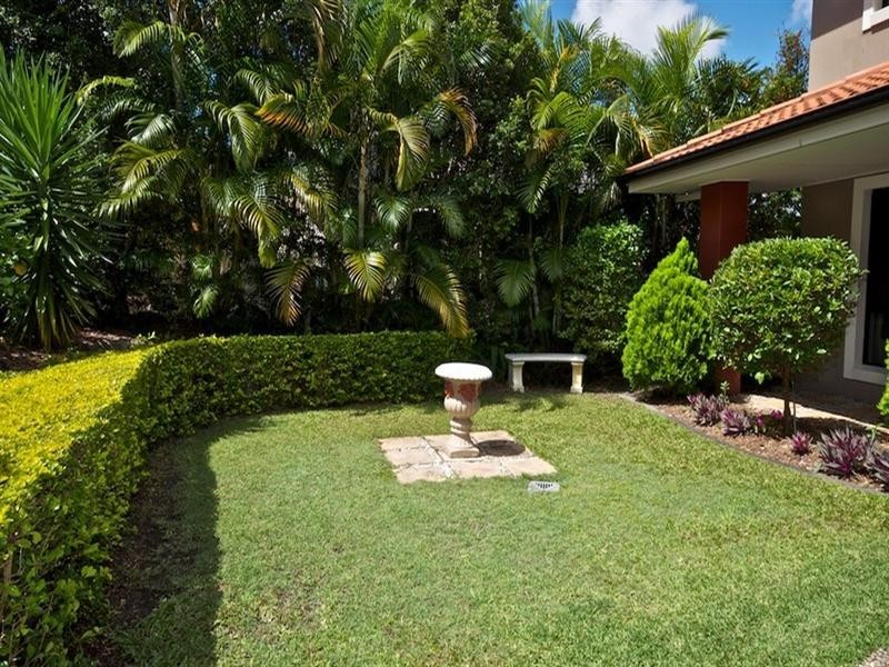 12 O’Brien Court, Arundel QLD 4214