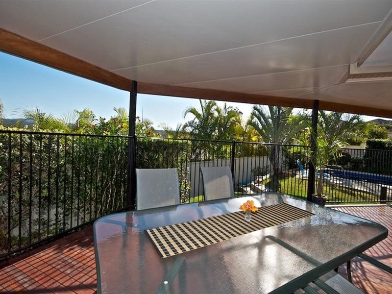 12 O’Brien Court, Arundel QLD 4214