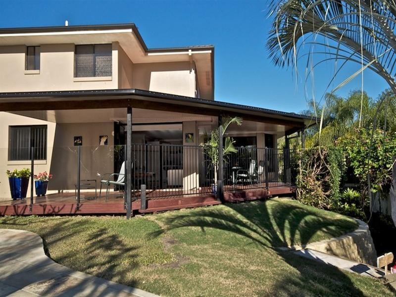 12 O’Brien Court, Arundel QLD 4214