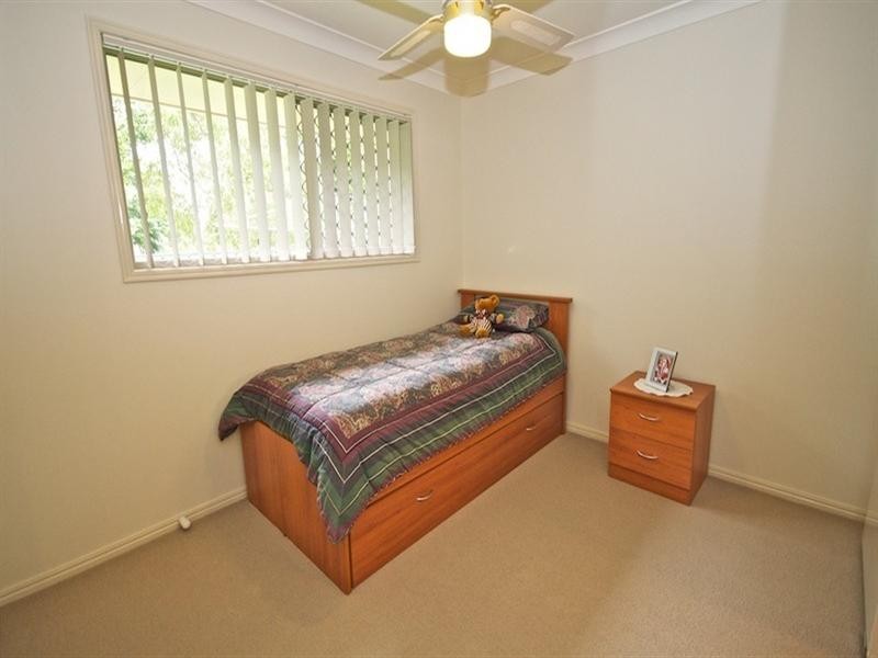 17 Fadden Close, Arundel QLD 4214