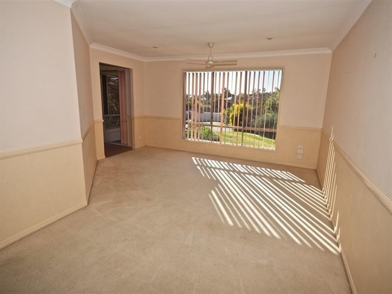 21 Zeller Crescent, Arundel QLD 4214