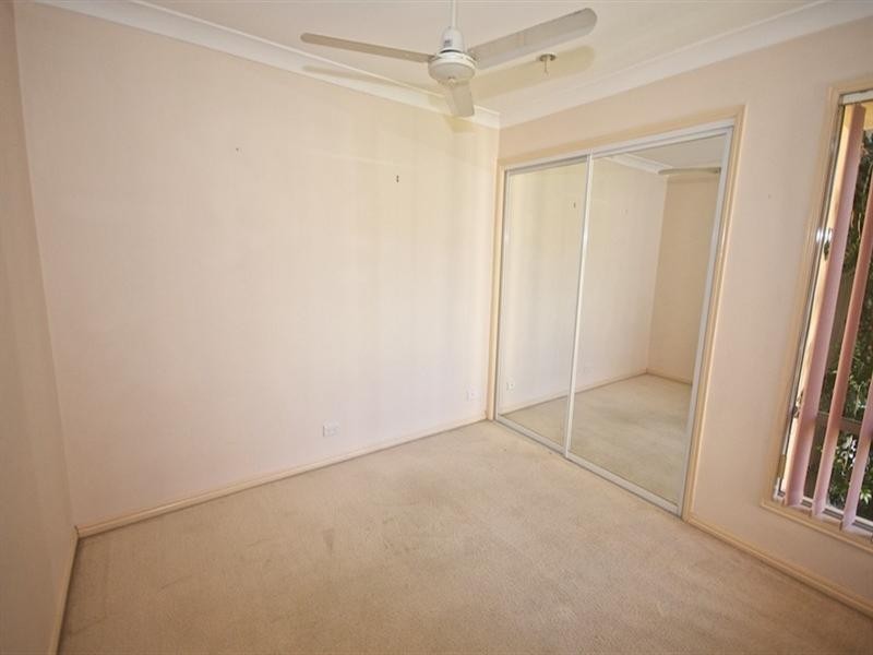 21 Zeller Crescent, Arundel QLD 4214