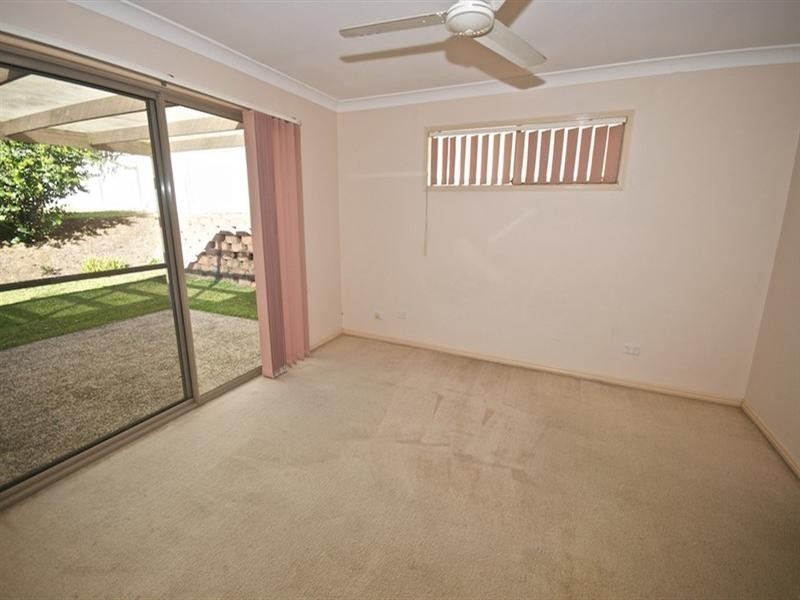 21 Zeller Crescent, Arundel QLD 4214