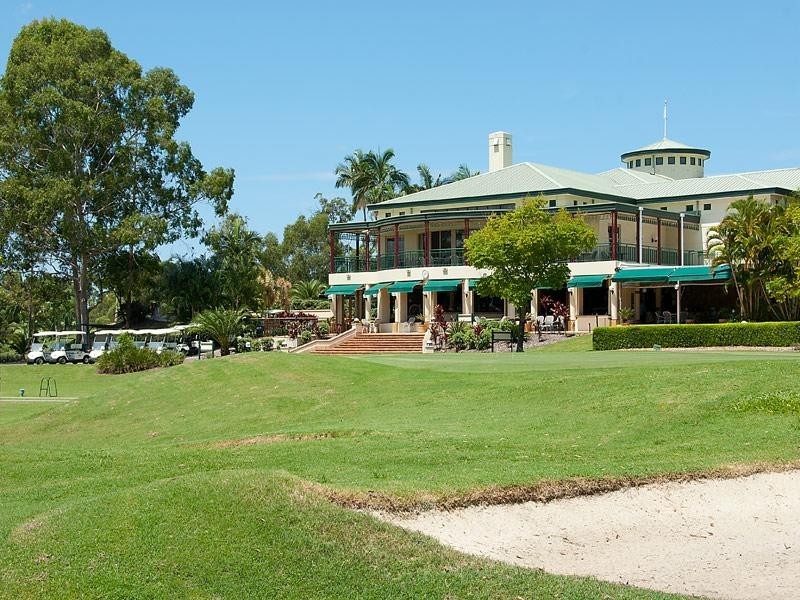 25 Pearson Close, Arundel QLD 4214