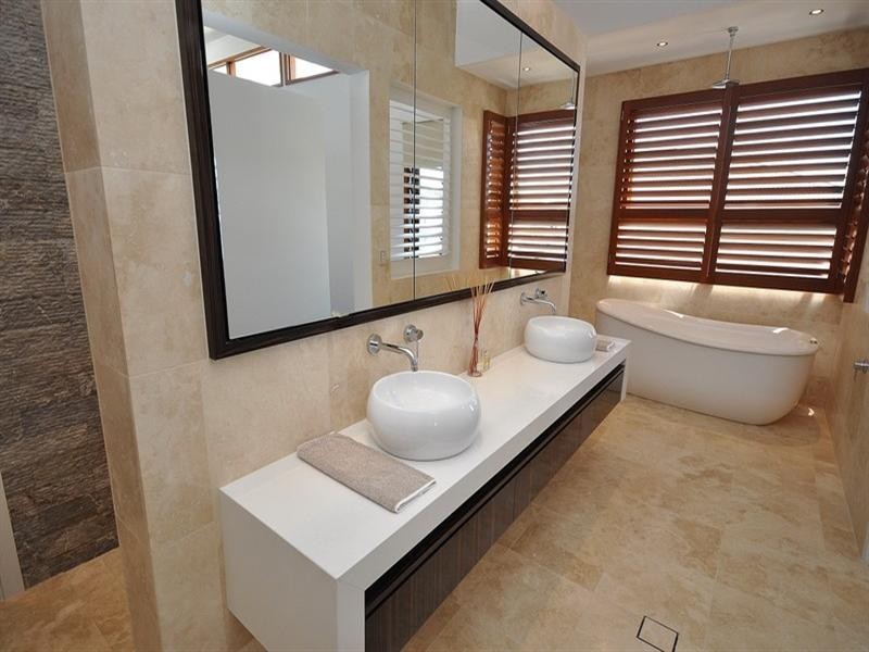 8 North Quay Drive, Biggera Waters QLD 4216