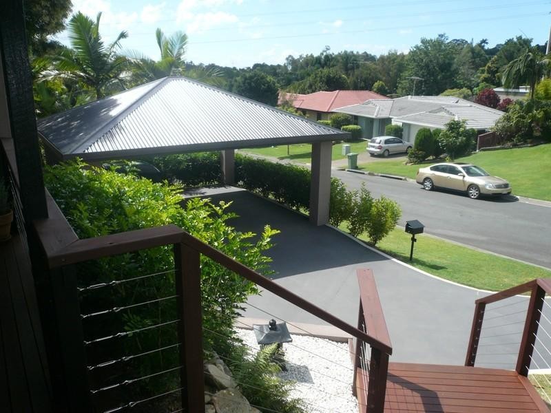 5 Avon Court, Pacific Pines QLD 4211