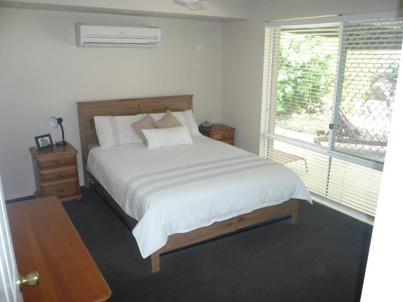 5 Avon Court, Pacific Pines QLD 4211