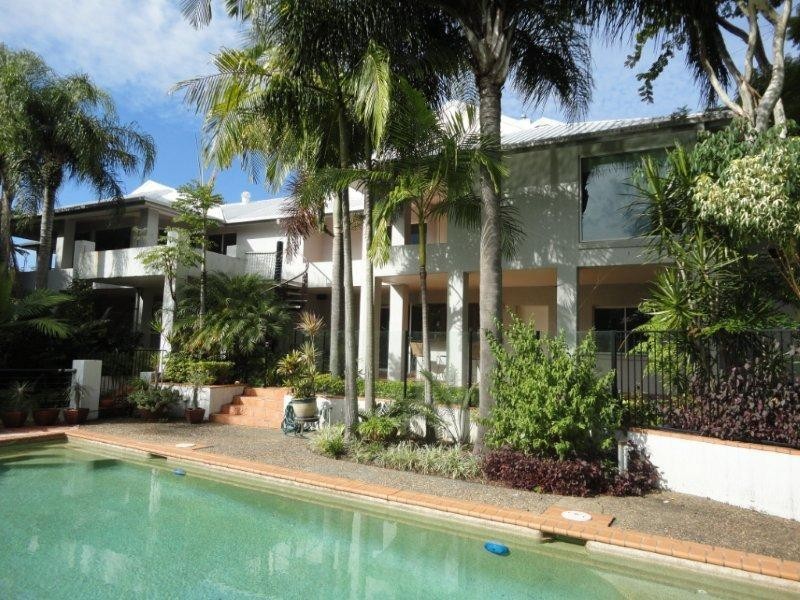 39 Uplands Drive, Parkwood QLD 4214