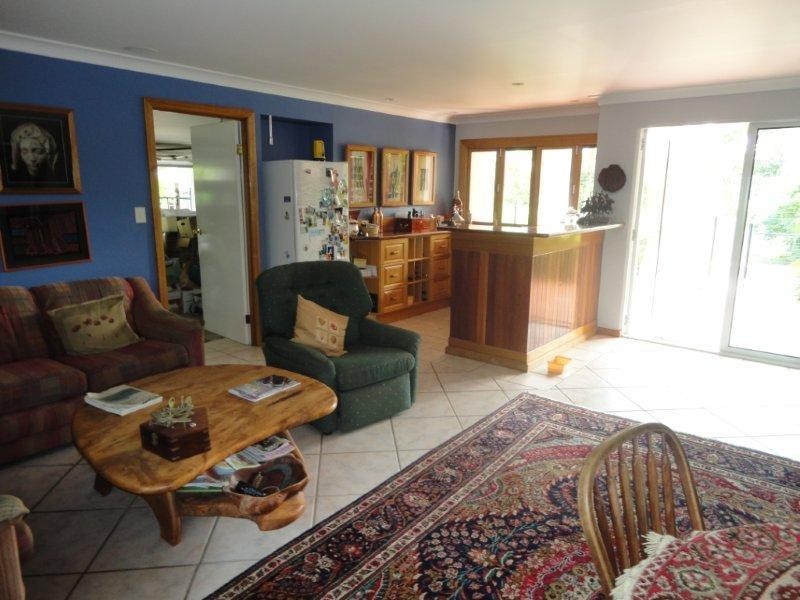 39 Uplands Drive, Parkwood QLD 4214