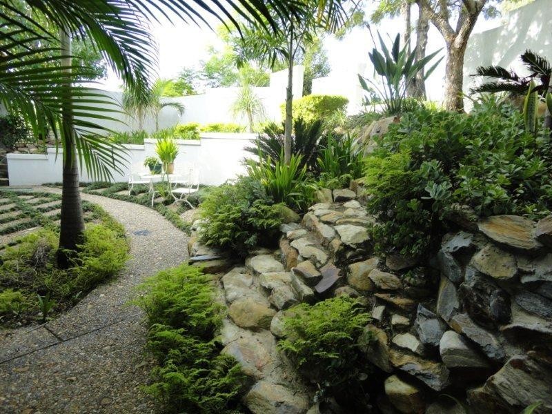 39 Uplands Drive, Parkwood QLD 4214