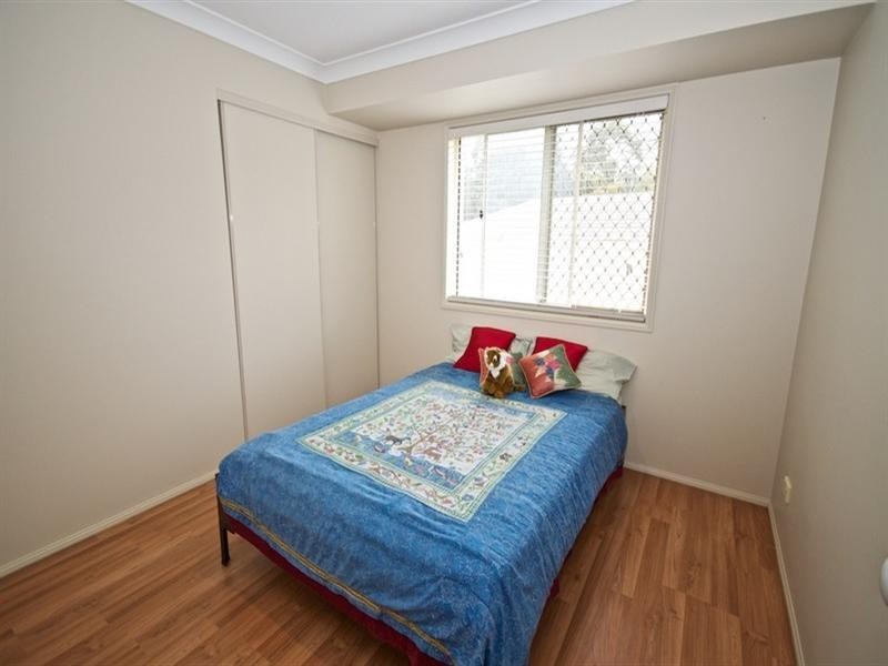 4 Tulipwood Court, Arundel QLD 4214