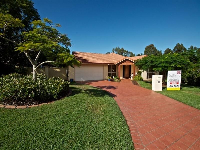 4 Tulipwood Court, Arundel QLD 4214