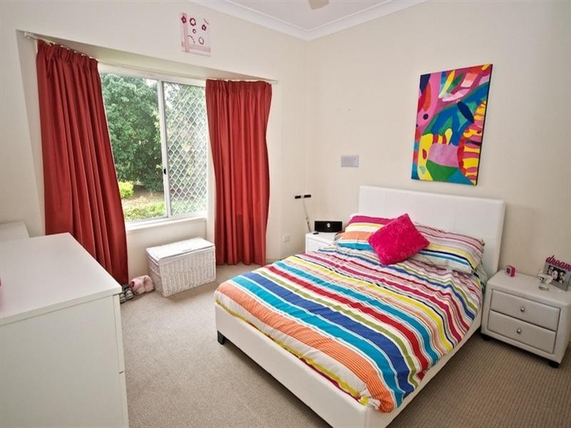 50 Fitzalan Circuit, Arundel QLD 4214