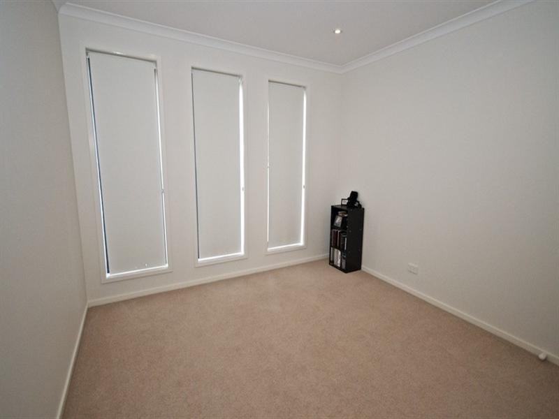 13 Neri Crescent, Arundel QLD 4214