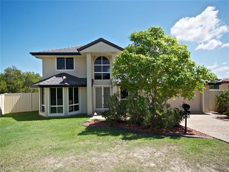 84 Golden Bear Drive, Arundel QLD 4214