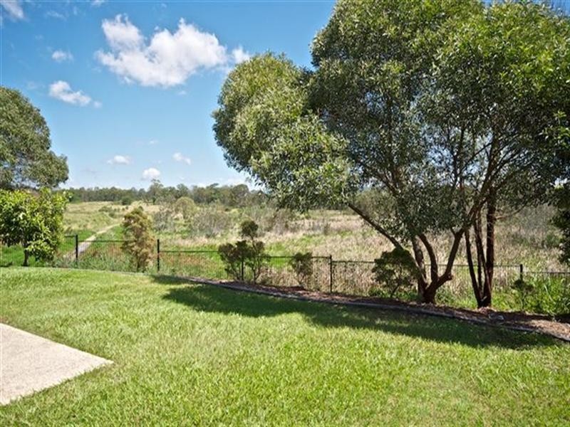 84 Golden Bear Drive, Arundel QLD 4214