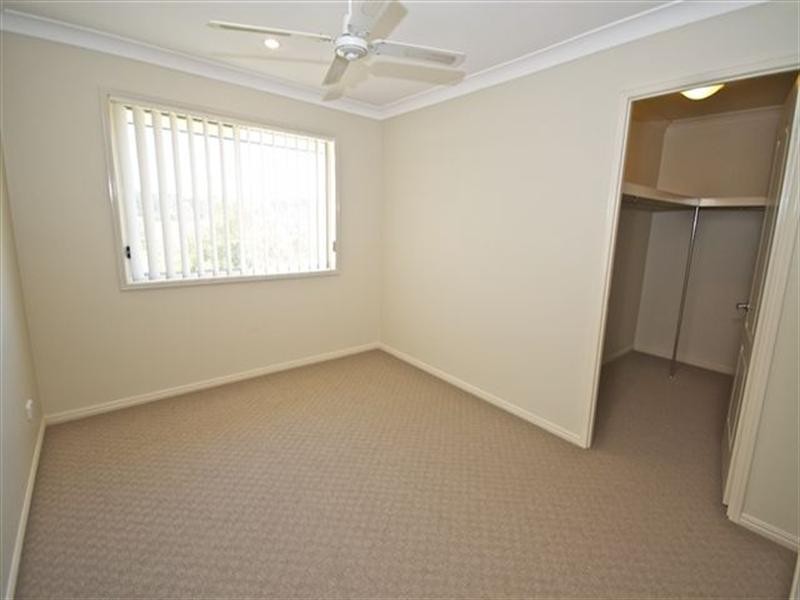 84 Golden Bear Drive, Arundel QLD 4214