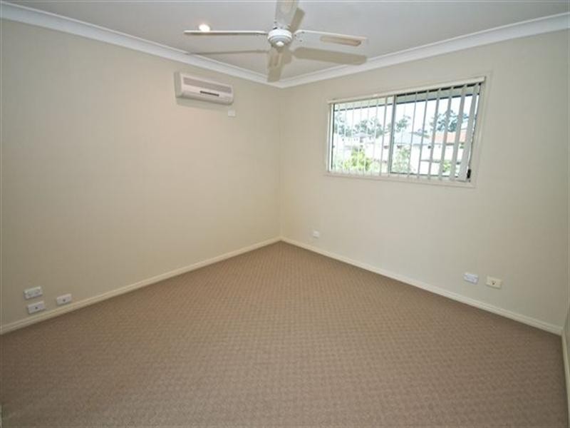 84 Golden Bear Drive, Arundel QLD 4214