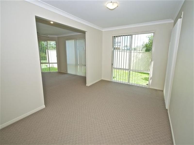 84 Golden Bear Drive, Arundel QLD 4214