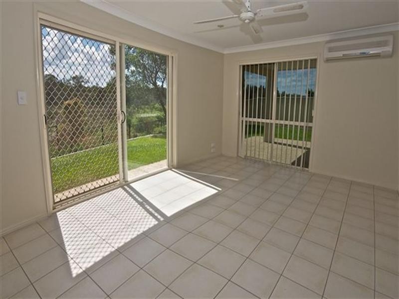 84 Golden Bear Drive, Arundel QLD 4214