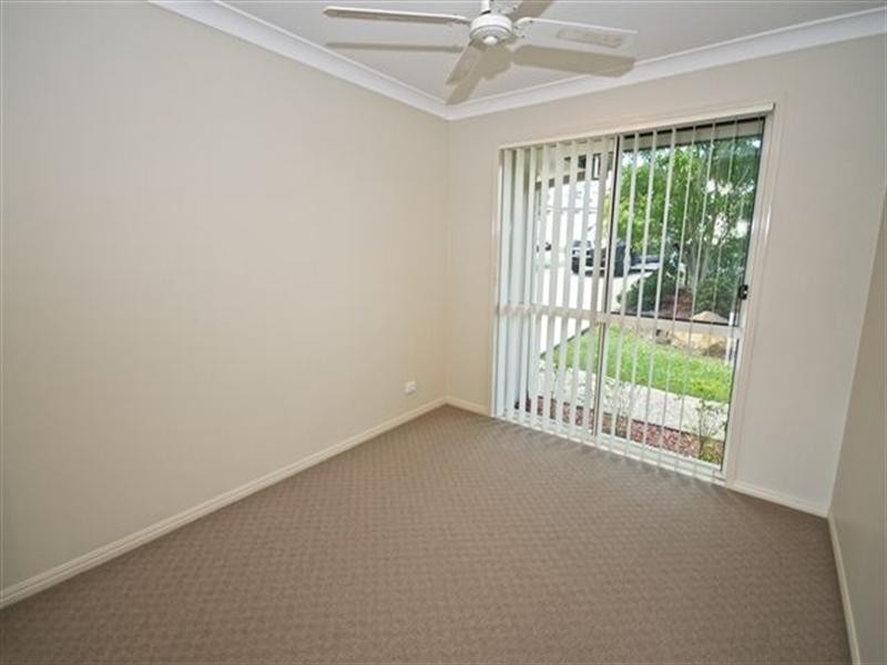 84 Golden Bear Drive, Arundel QLD 4214