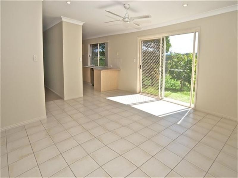 84 Golden Bear Drive, Arundel QLD 4214