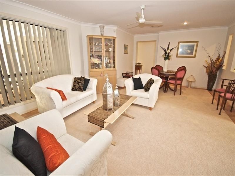 65 Arun Drive, Arundel QLD 4214