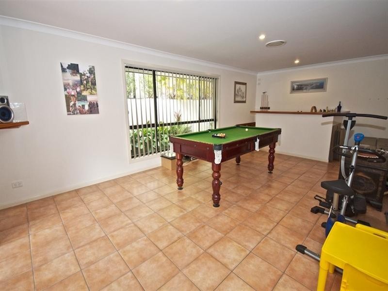 65 Arun Drive, Arundel QLD 4214
