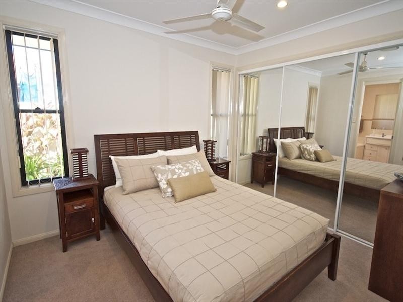 65 Arun Drive, Arundel QLD 4214