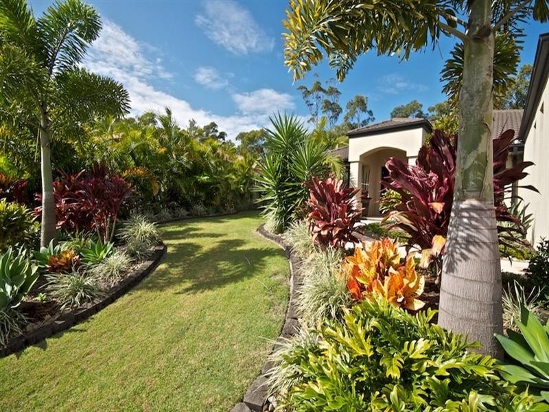 65 Arun Drive, Arundel QLD 4214