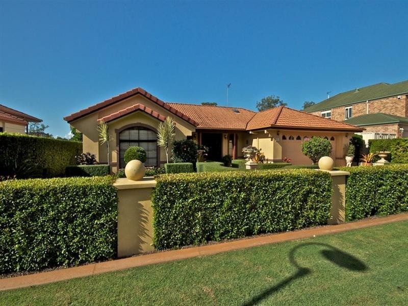 31 Ingles Circuit, Arundel QLD 4214