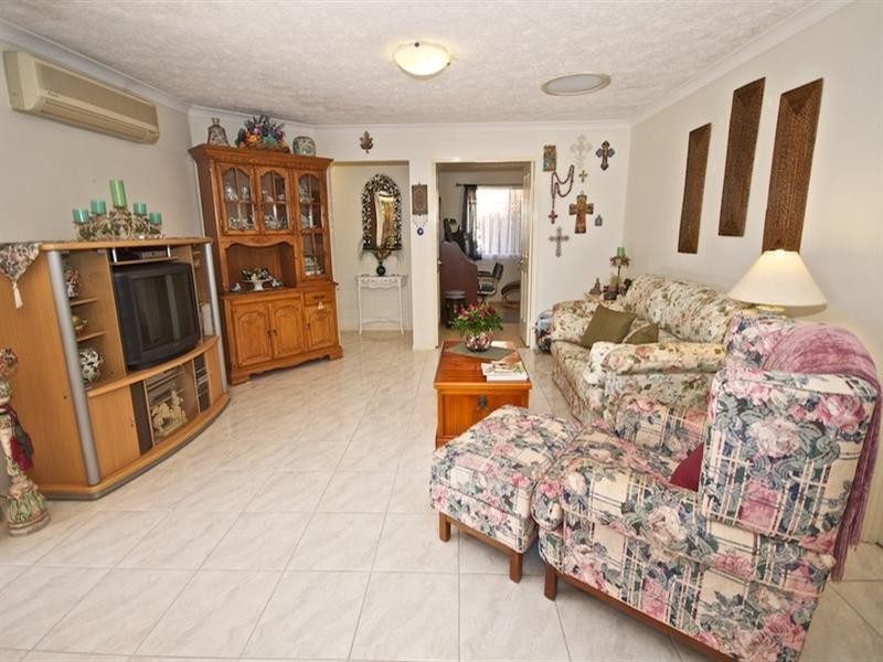 31 Ingles Circuit, Arundel QLD 4214