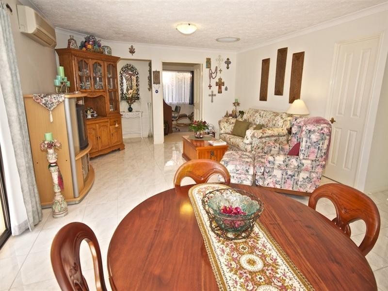 31 Ingles Circuit, Arundel QLD 4214