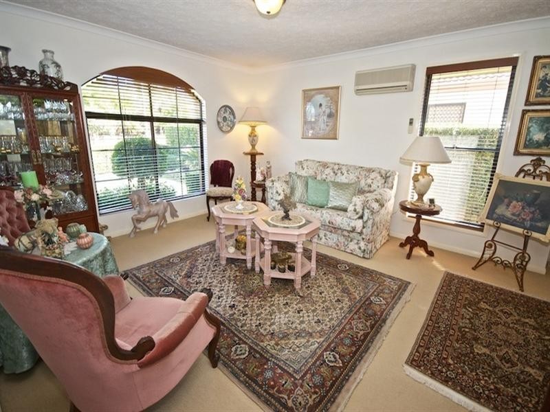 31 Ingles Circuit, Arundel QLD 4214