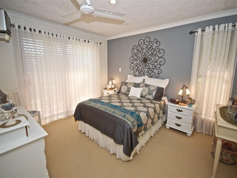 31 Ingles Circuit, Arundel QLD 4214