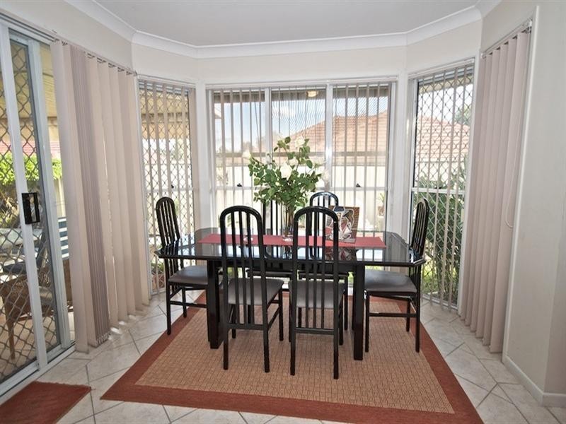 3 Dylan Street, Arundel QLD 4214