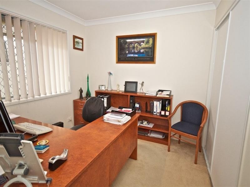 3 Dylan Street, Arundel QLD 4214