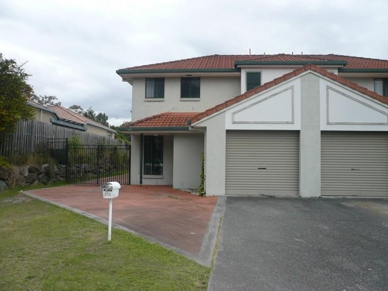1/138 Greenacre Drive, Parkwood QLD 4214