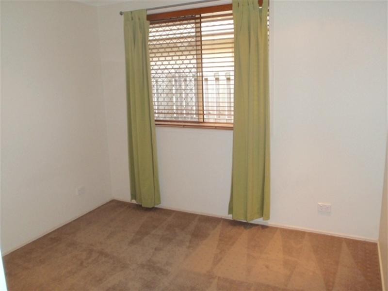 4a Joshua Close, Arundel QLD 4214