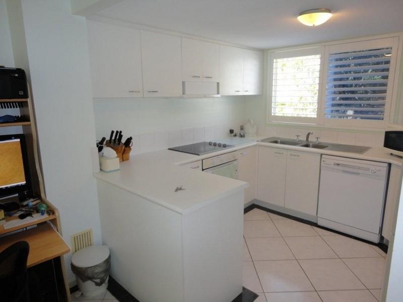 64/3 Arundel Drive, Arundel QLD 4214