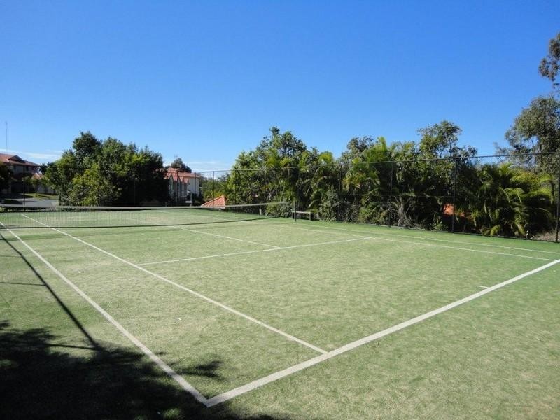 64/3 Arundel Drive, Arundel QLD 4214