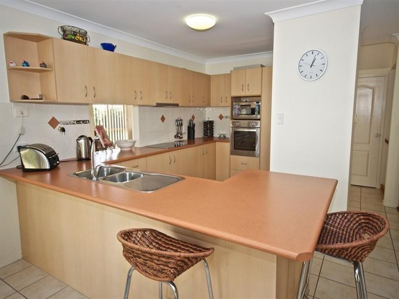 78 Ingles Circuit, Arundel QLD 4214