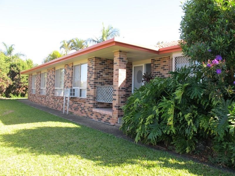 1 Open Drive, Arundel QLD 4214