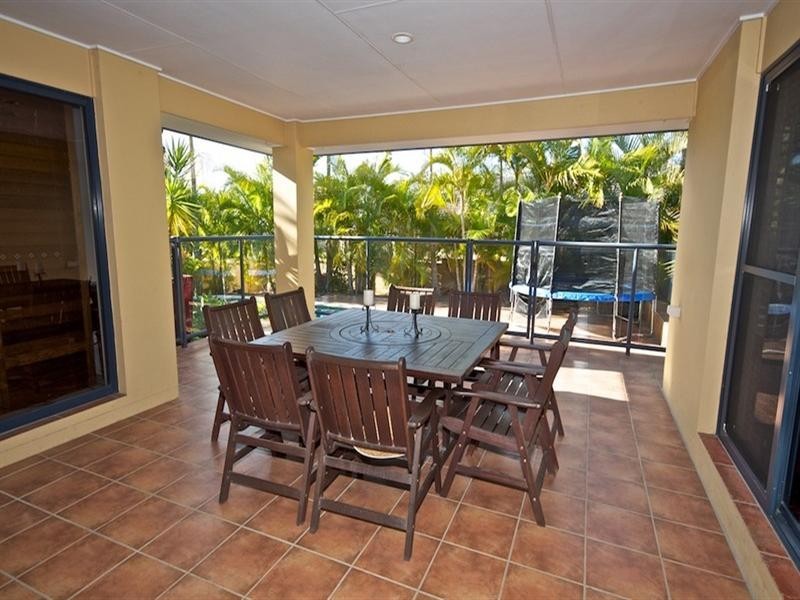7 Midhurst Court, Arundel QLD 4214