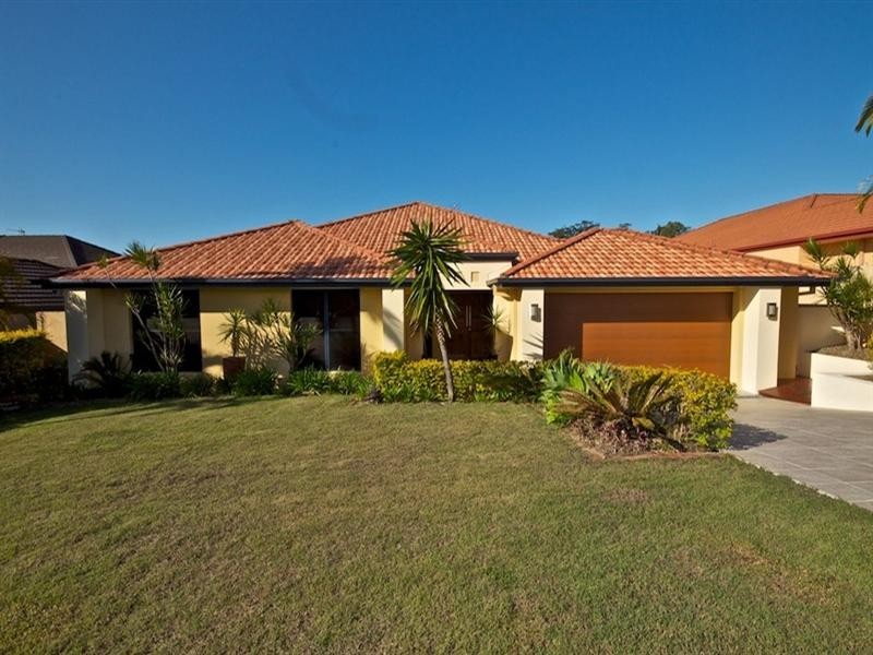 7 Midhurst Court, Arundel QLD 4214