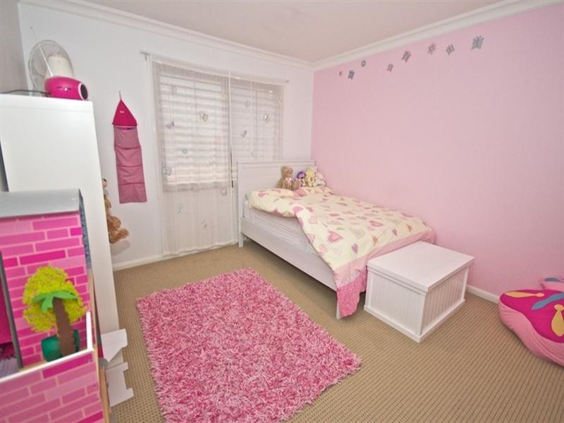 7 Midhurst Court, Arundel QLD 4214